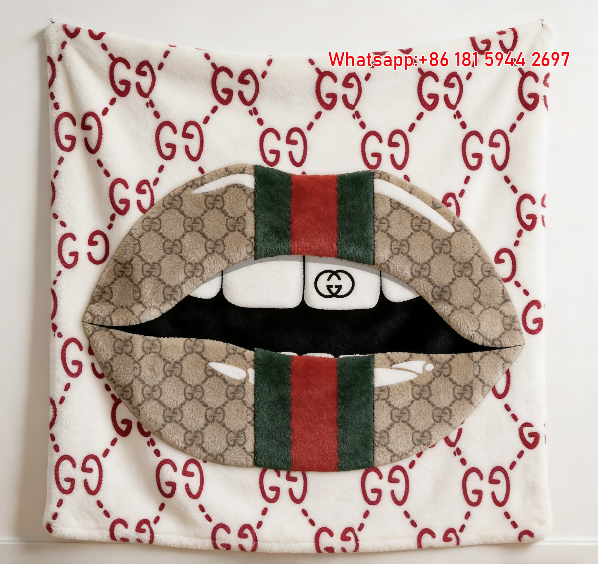 Gucci GG Lips Monogram Throw Blankets Iconic Gucci Lips Wall Tapestry IMG_2872